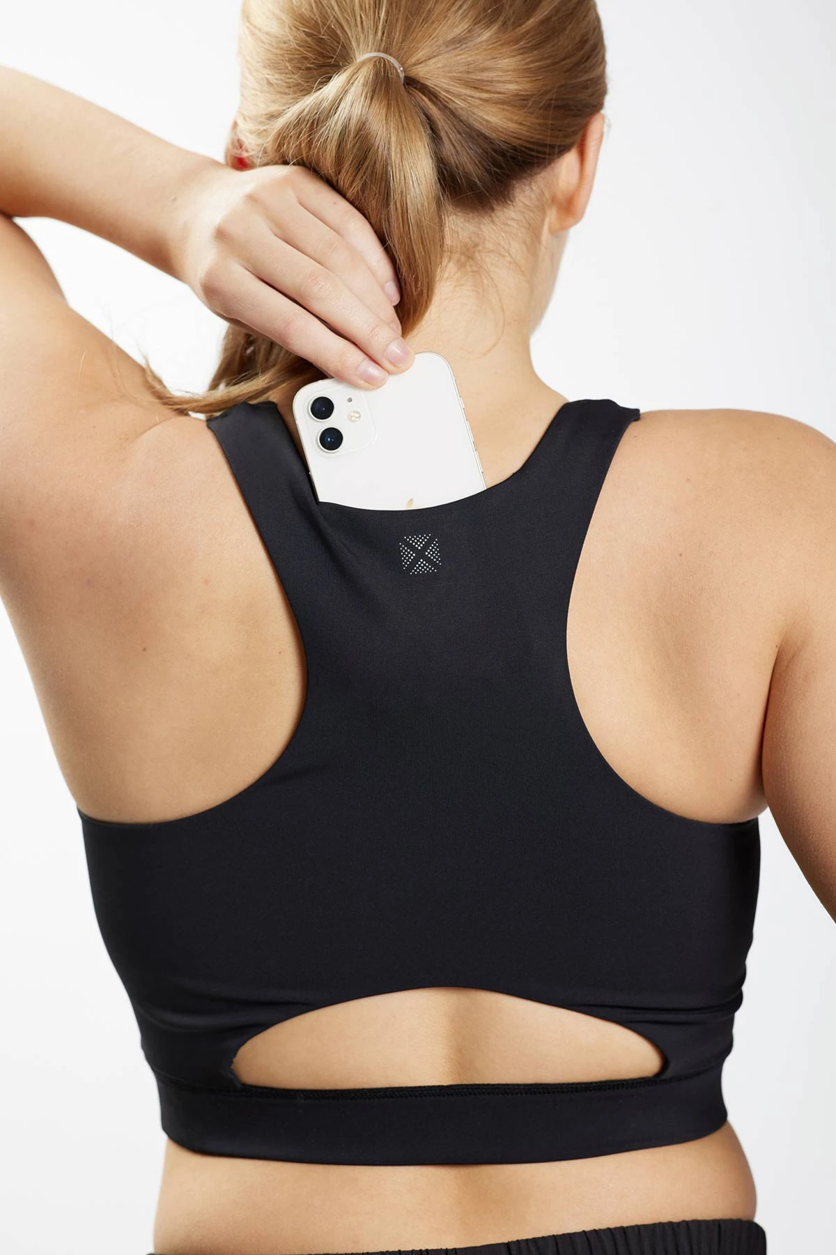 Backpack Medium Impact Bra - Black 8 Backpack Medium Impact Bra - Black - Image 6